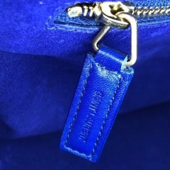 Saint Laurent Cobalt Blue Classic Duffle 12 Bag - Picture 9 of 14